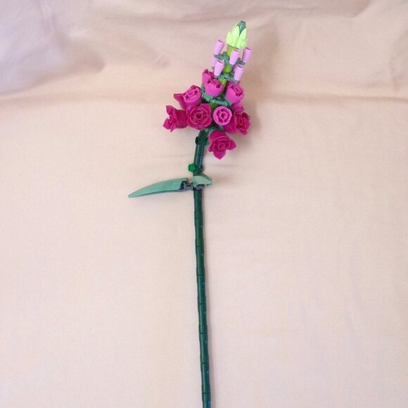 LEGO Botanical Flowers - 1 pcs Snapdragon - Curved - Individual Sale - 10280 - Picture 3 of 8